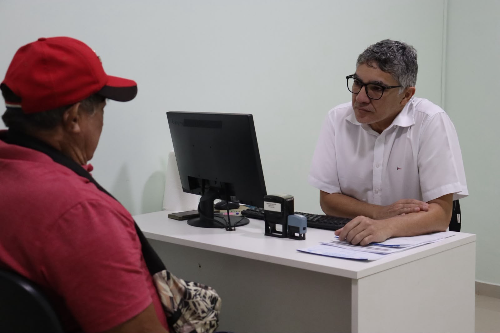 Prefeitura de Itacoatiara oferta atendimentos especializados em cardiologia, ginecologia, endocrinologia, urologia e ultrassonografia