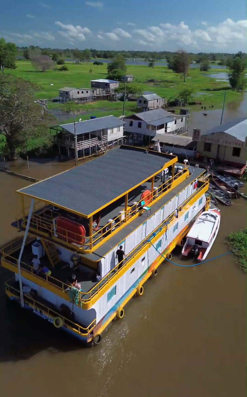 UBS Fluvial leva atendimentos às comunidades ribeirinhas da Costa do Amazonas