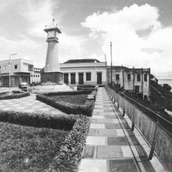 ANTIGA-PRAÇA-RELÓGIO